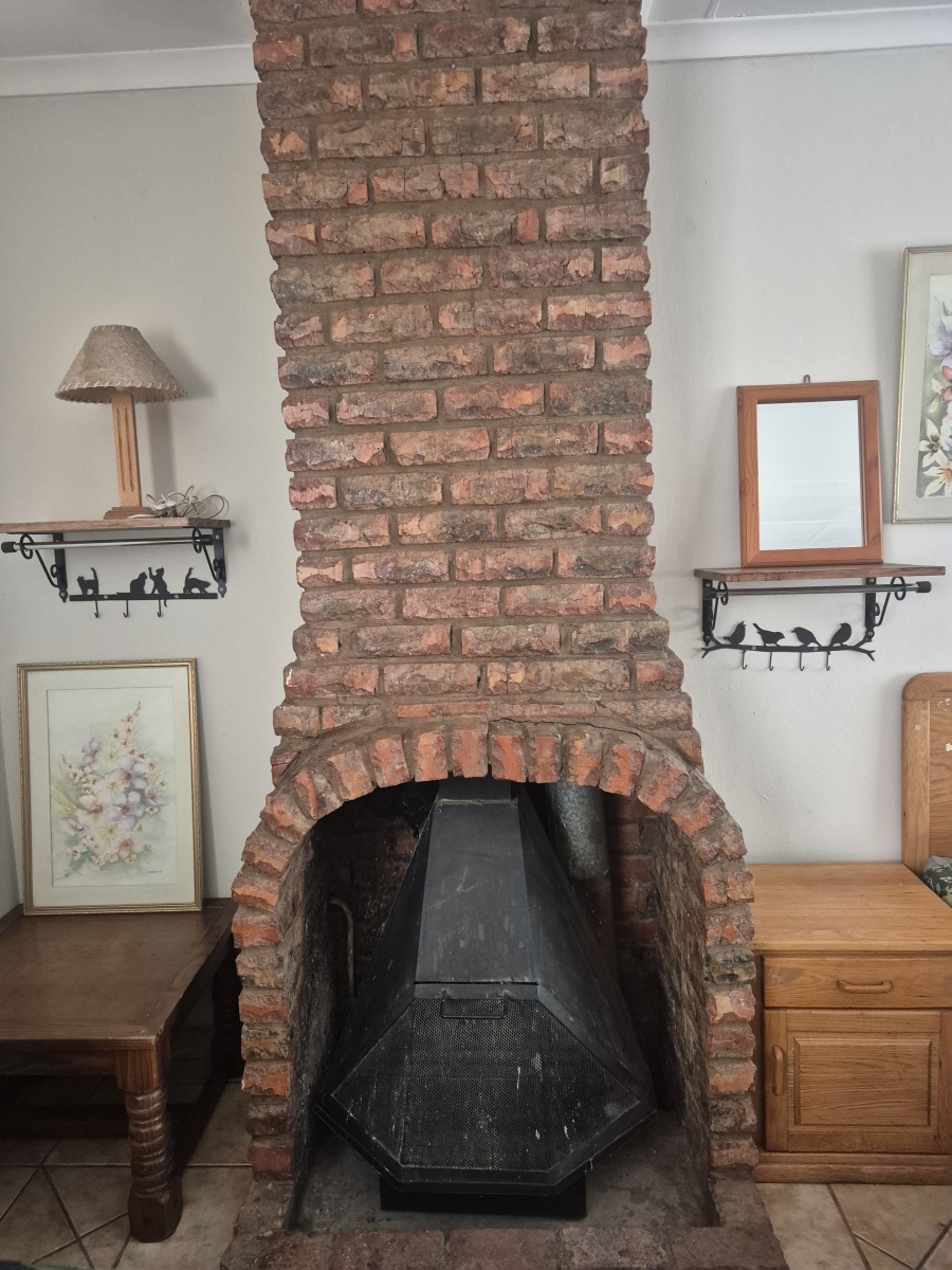 5 Bedroom Property for Sale in Bloemhof North West